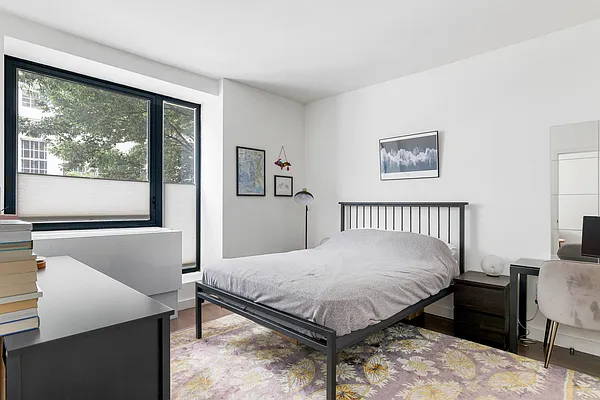 Sold by Modern Spaces | media 3