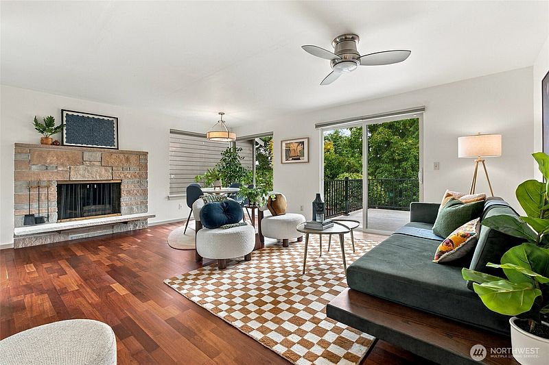 4th image of 9306 52nd Avenue S