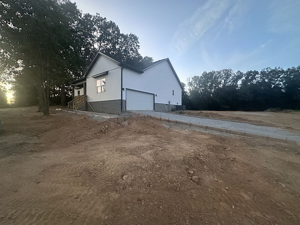 2nd image of 5516 Caledonia Rd Lot 1