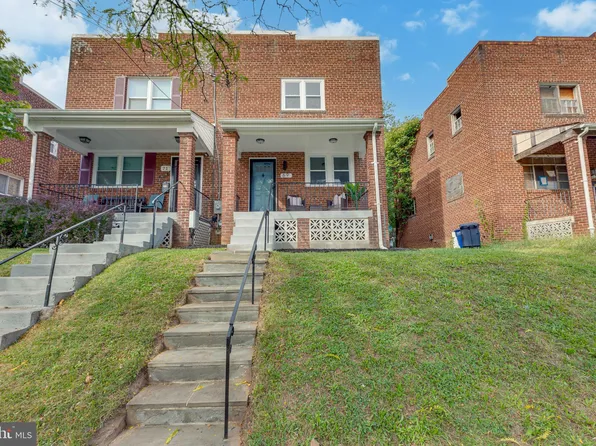 69 55th St SE, Washington, DC 20019