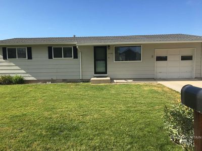 1130 Powell Ave, Nampa, ID, 83687