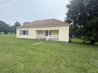 203 3rd St, Park Hills, MO 63601