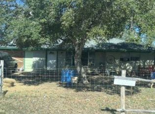 2644 Pieper Rd, Beeville, TX 78102