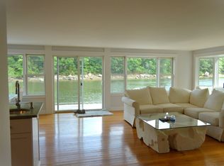 1 Chester Sq, Gloucester, MA 01930