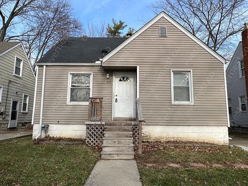 1st image of 337 E Jarvis Ave