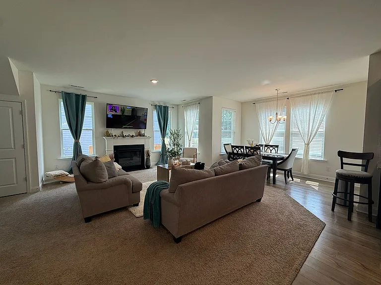 1229 Weavers Trace Dr — Photo 10