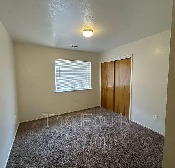 983 N Lynora St — Photo 9