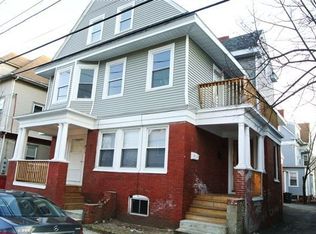 112 Daboll St, Providence, RI 02907