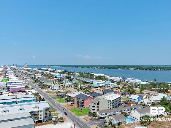4th image of 1138 W Beach Blvd #103