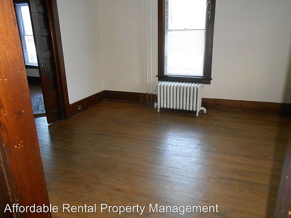 4th image of 827 Hamilton Blvd