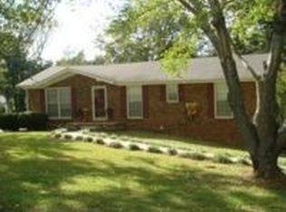 507 Spring Ln, Columbia, TN 38401