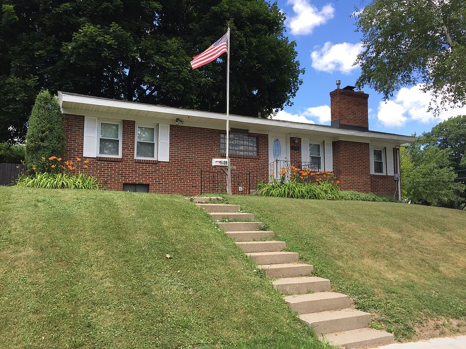 1st image of 1409 Diamond Ave NE