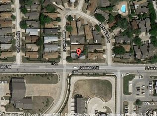 2200 Jamestown Ct, Carrollton, TX