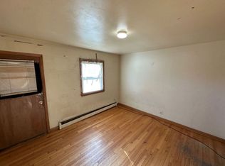 3202 N 76th St APT 5, Milwaukee, WI 53222