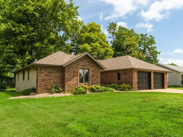 1001 E 9th Street, Mountain Grove, MO 65711
