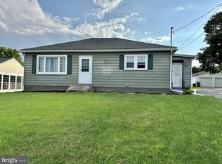 1056 Valley Rd, Mertztown, PA 19539