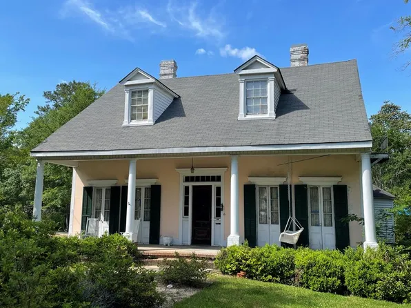 109 Myrtle St E, Magnolia, MS 39652