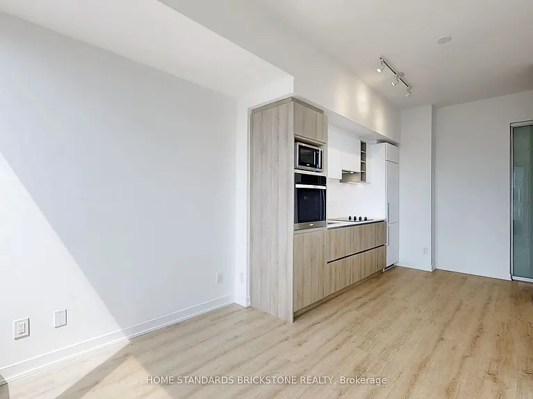 319 Jarvis St #2717 — Photo 6