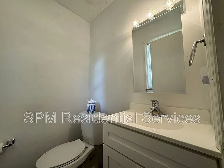 4805 Lord Nance Ct — Photo 17