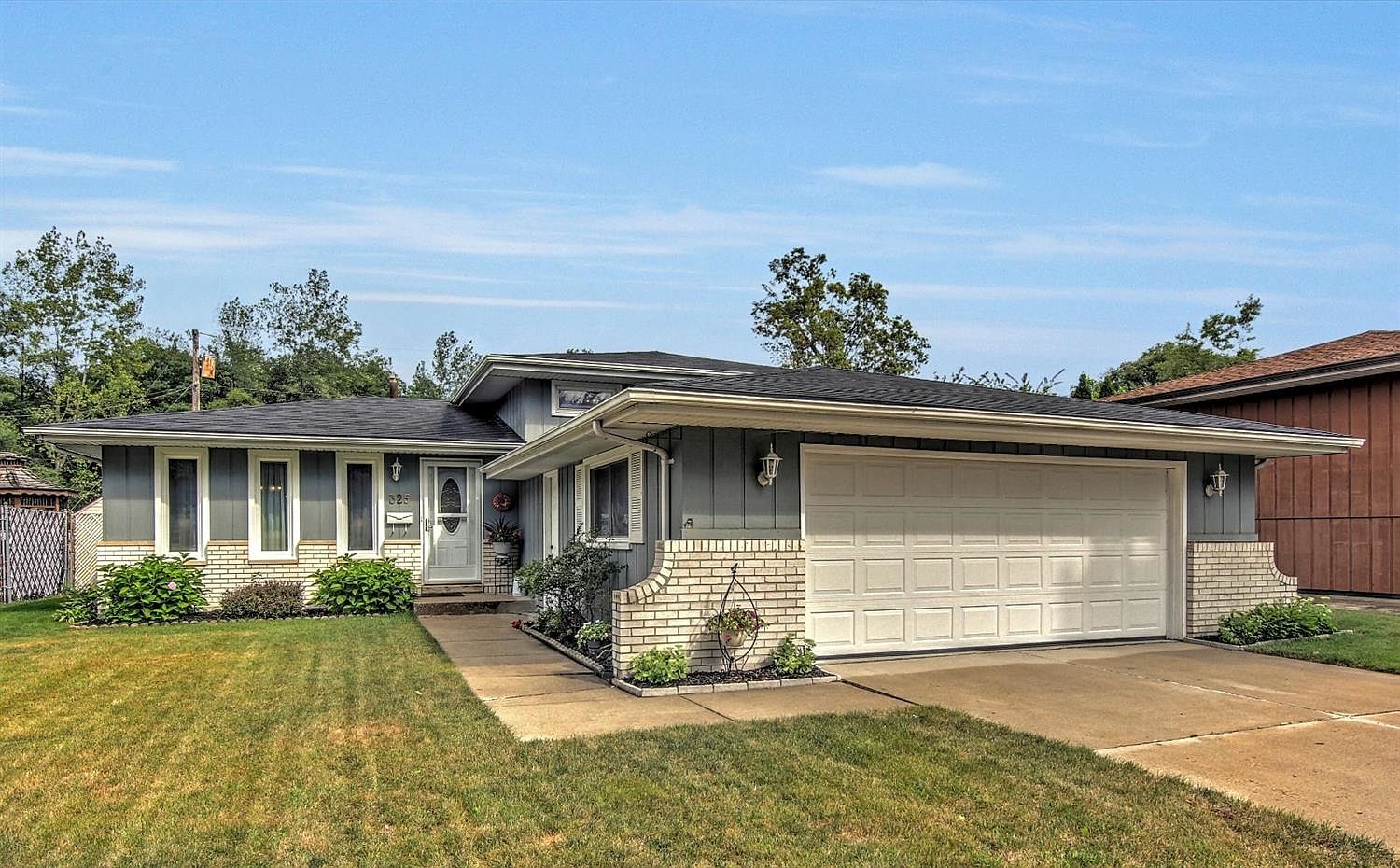 325 N Ernest St, Griffith, IN 46319 | Zillow