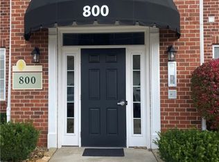 800 Hidden Ridge Ct APT 201, South Park, PA 15129
