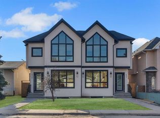 4525 NE 20th Ave NW, Calgary, AB T3B0T5