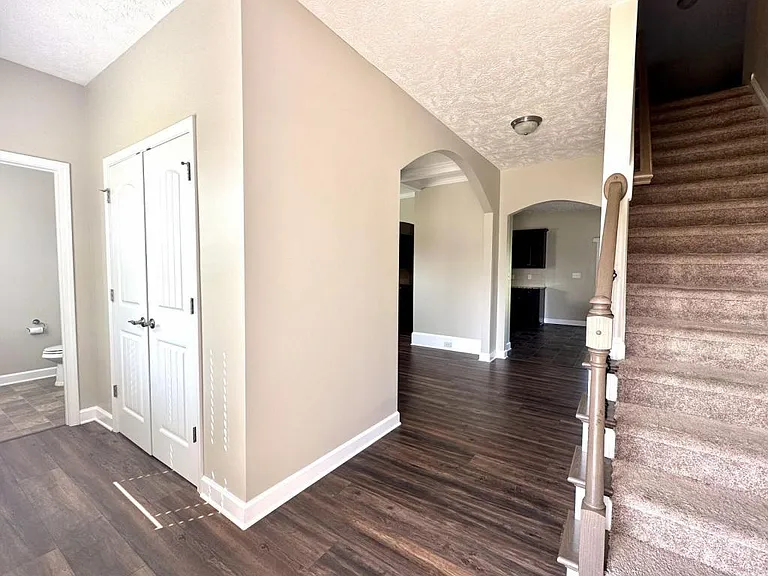6311 Jacobs Creek Cir — Photo 3