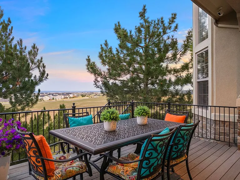 6258 Oxford Peak Ct — Photo 17