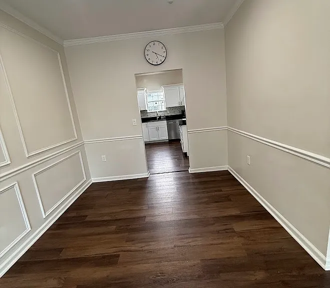 2524 Ayr Ct — Photo 3