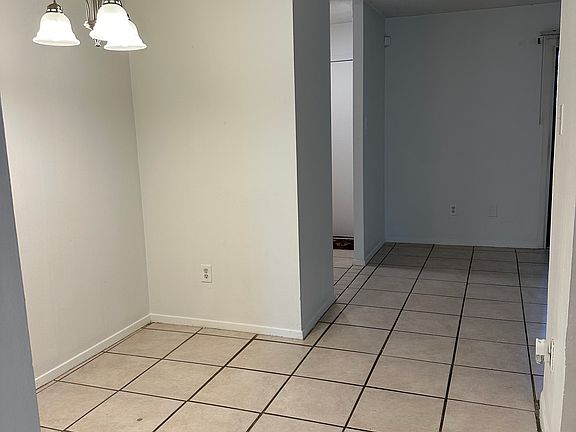 4th image of 2763 Sonora Dr #1