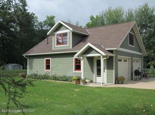 46436 Jungle Shore Dr, Perham, MN 56573