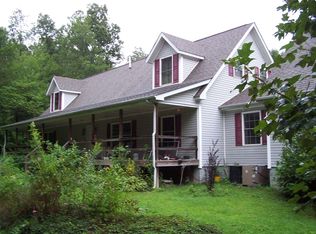 438 Reed Rd, Crossville, TN 38572