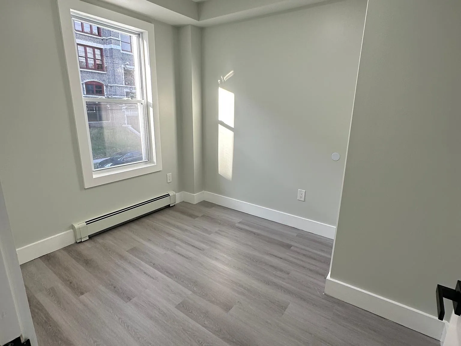 112 Milford Ave — Photo 4