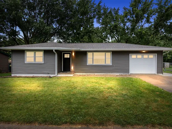 1917 California Ave, Iowa City, IA 52240