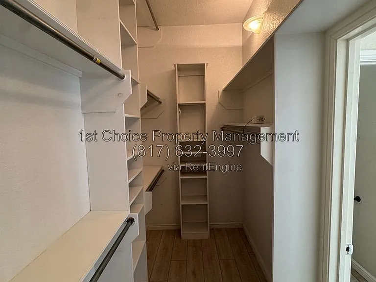 6376 Newport Ct — Photo 43
