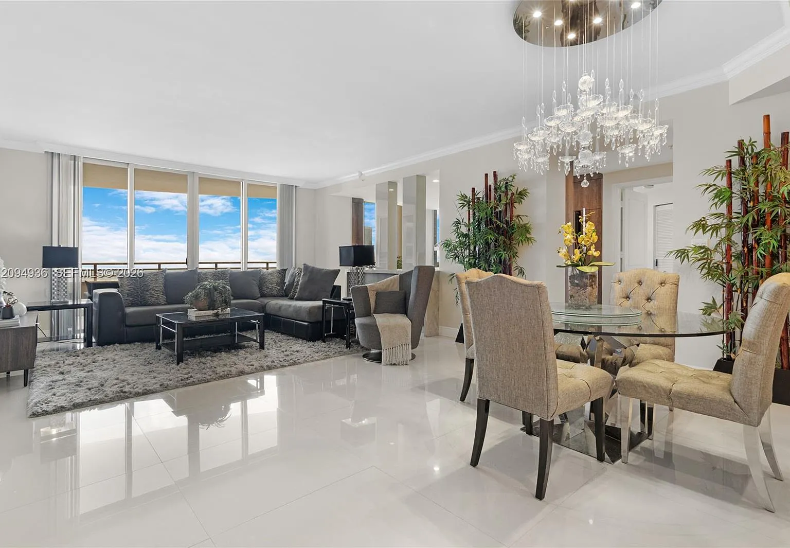 Three Tequesta Point Cond — Photo 2