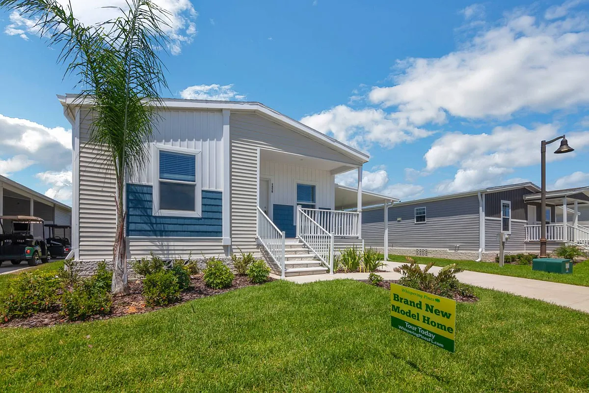 Building Photo - 1459 Whispering Pines Loop