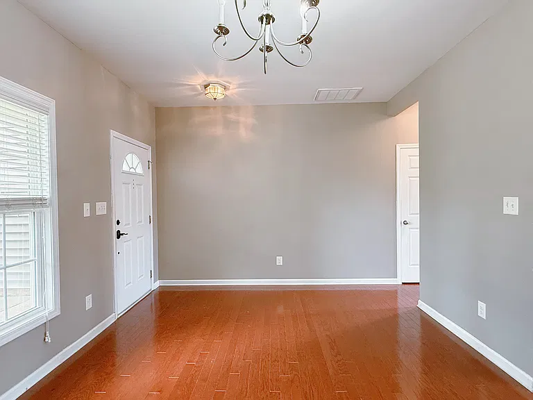 225 Arctic Ridge Way — Photo 6