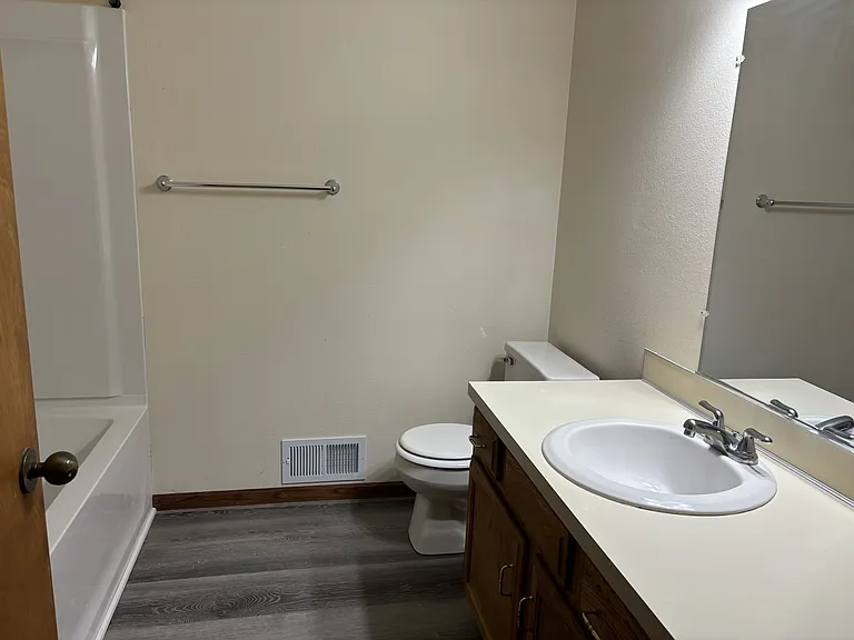 Full bath