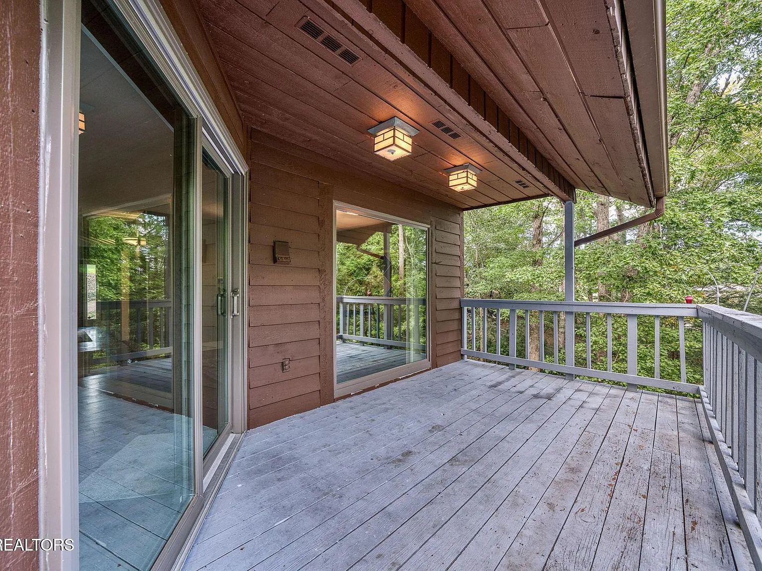 3 bed, 2724 sqft, $2,400 — Photo 4