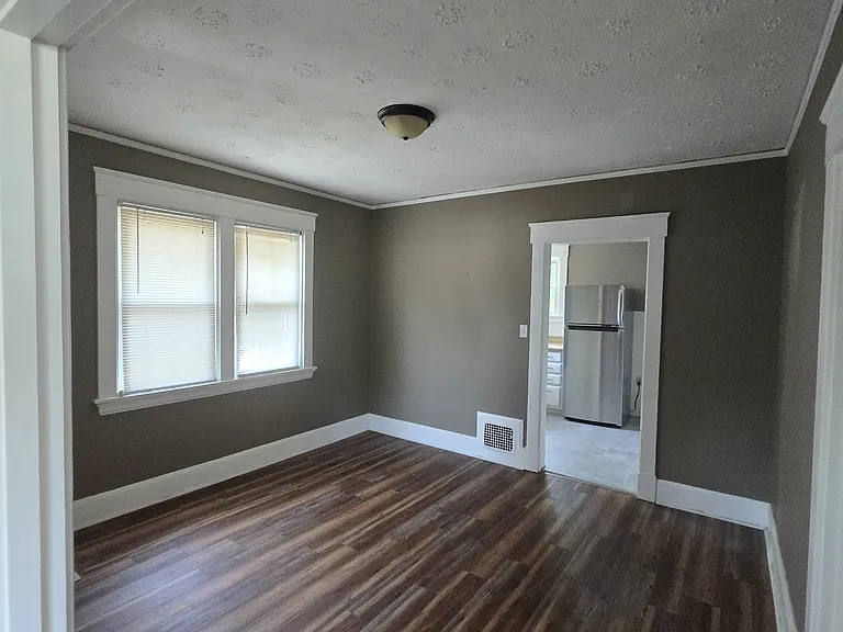 3637 Wilshire Ave #2 — Photo 5
