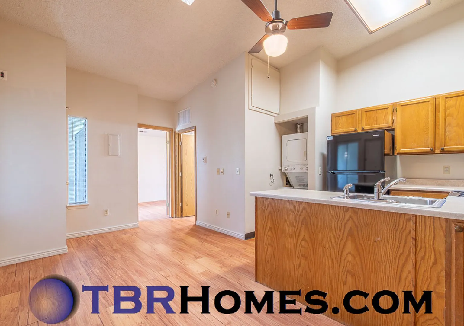 920 S Dawson Way — Photo 3