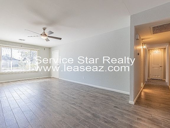 4th image of 2514 E Pebble Beach Dr