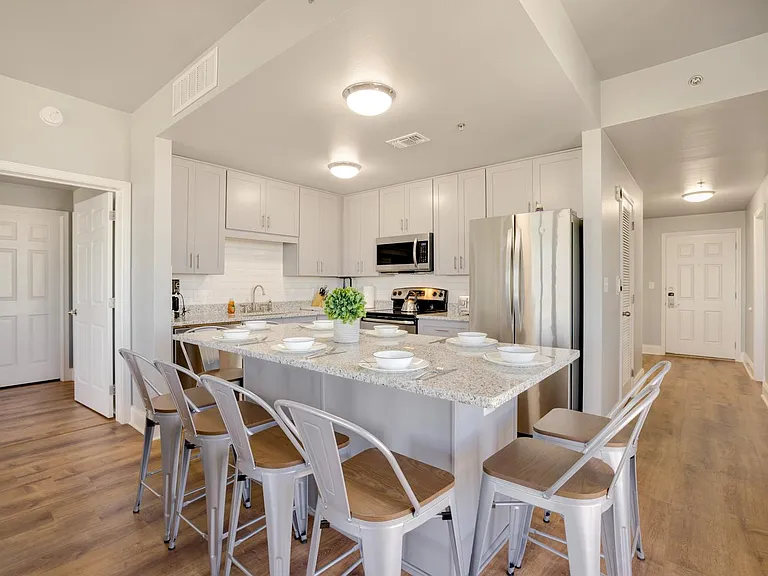 9902 S Thomas Dr #1938 — Photo 13