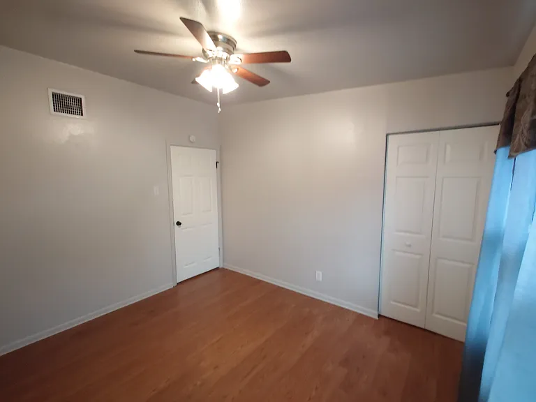 203 Haverford Dr — Photo 8