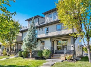 50 S Belgian Ln #702, Cochrane, AB T4C 0Y5