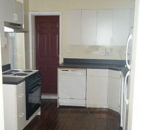 2nd image of 859 N Ringgold St