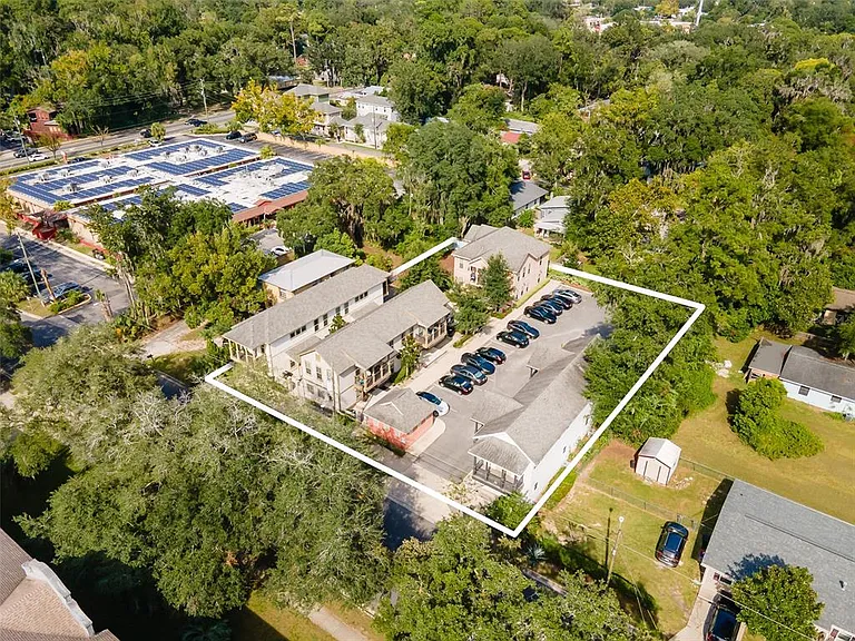721 NW 10th St #10 — Photo 15