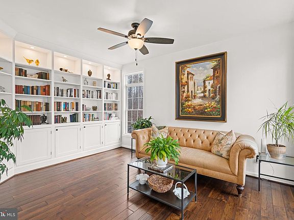 4th image of 10448 Wheatley School Rd