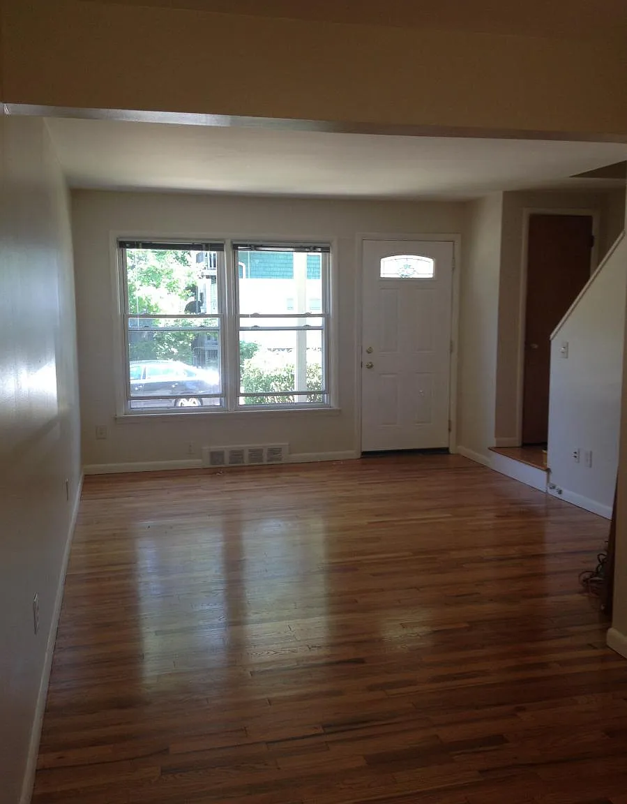 1917 Planavon Street — Photo 3